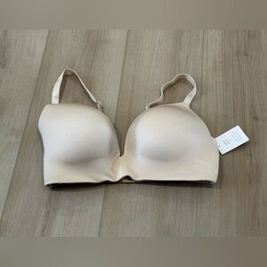 NWT Smooth Push-Up Wireless Bra – Nude / Beige – Size 38DD